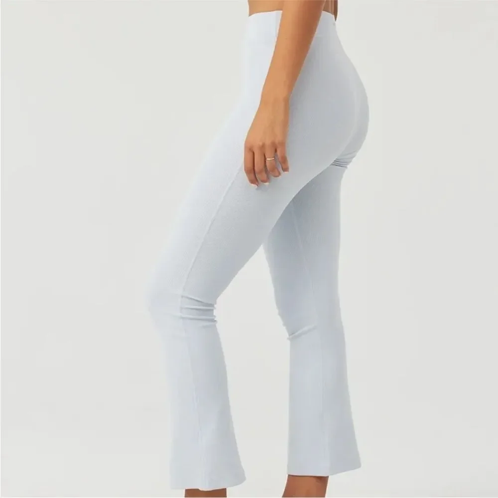 Outdoor Voices Ribbed Flare Legging Size Small